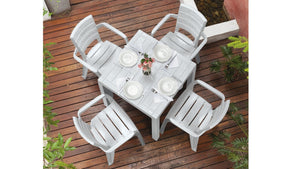 Combo Barú: Mesa + 4 Sillas con Brazos Gris Hielo / Rimax