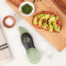 Cargar imagen en el visor de la galería, Cuchillo para Aguacate Funcional / Haus