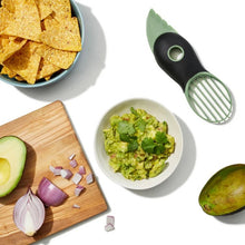 Cargar imagen en el visor de la galería, Cuchillo para Aguacate Funcional / Haus